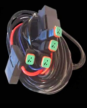 Ledningssats med 4 stk. DT kontakter for ekstralys