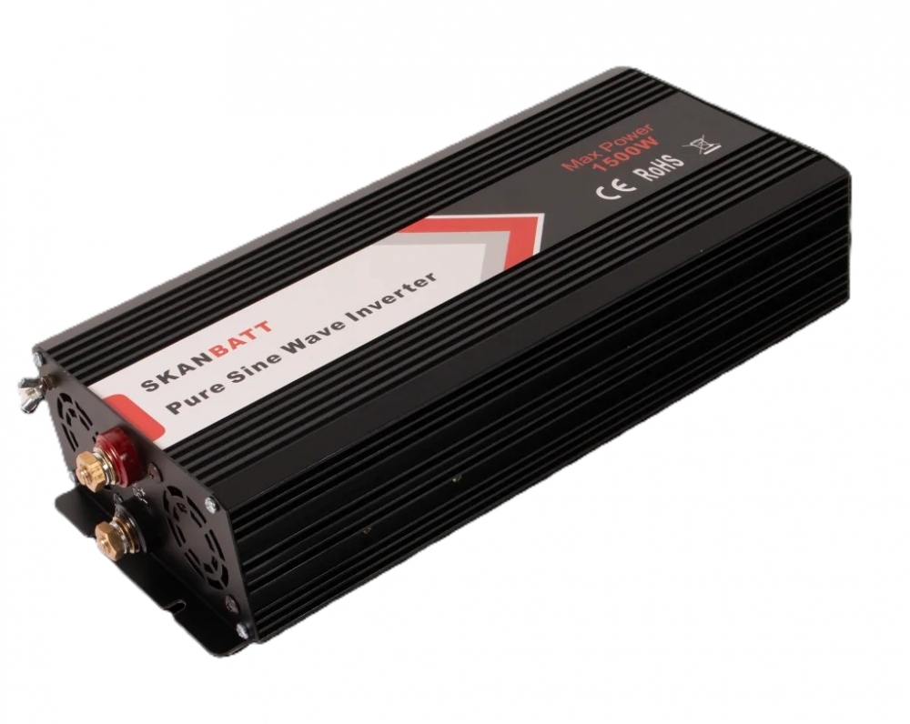 Inverteren har et digitalt display i fronten som gir deg informasjon om batterispenning, frekvens og temperatur. Den har også en egen USB utgang som kan benyttes til lading av mobiltelefoner etc.